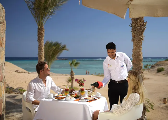 Three Corners Fayrouz Plaza Resort 5*