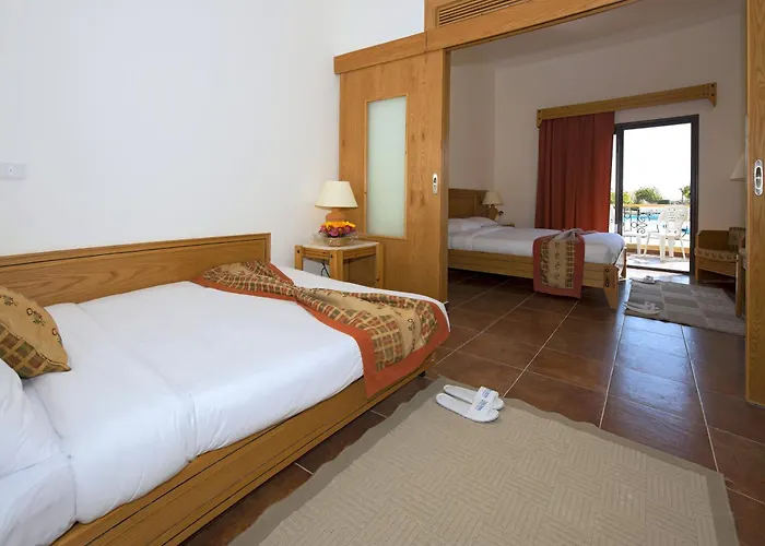 Three Corners Fayrouz Plaza Resort 5*