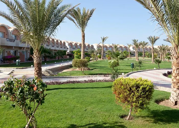 Three Corners Fayrouz Plaza Resort 5*